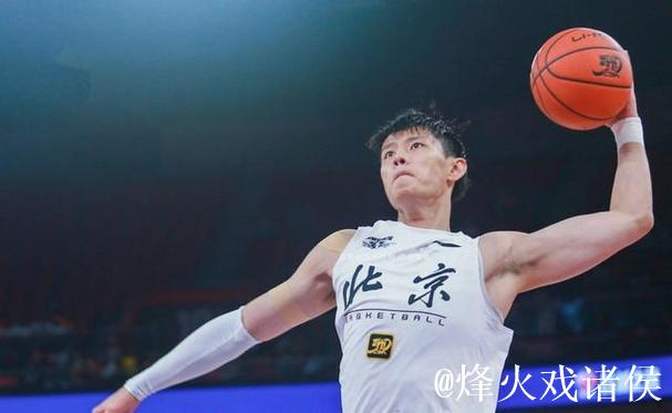 曾凡博复出18分 北京31分大胜终结广东8连胜！