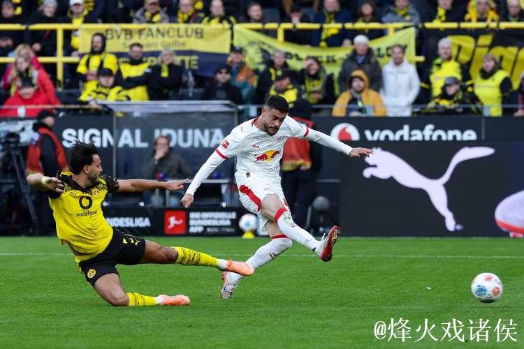 德甲-拜仁再获益!10人莱比锡主场2-2平落后9分 德甲-拜仁再获益!10人莱比锡主场2-2平落后9分