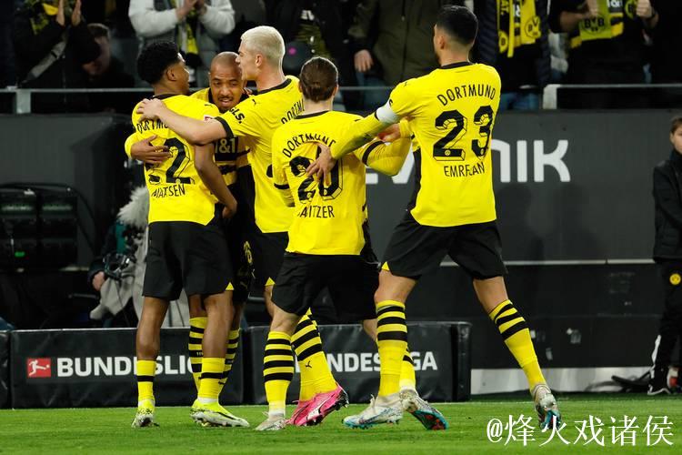 多特官方:球员将放弃部分薪水 缓解俱乐部压力 多特官方:球员将放弃部分薪水 缓解俱乐部压力